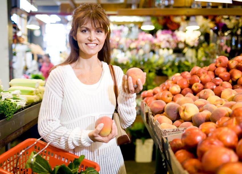 Women shopping at grocery store Women shopping at grocery store