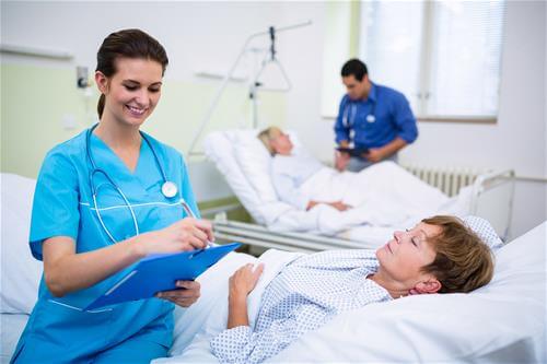 5 Tips and Habits to Help Anyone Be a Better Nurse - Care Options