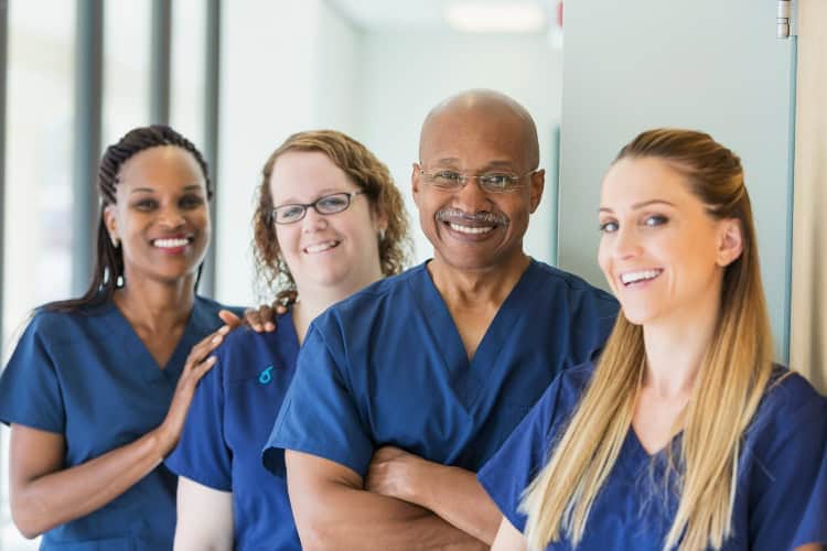 nurses diverse (1)